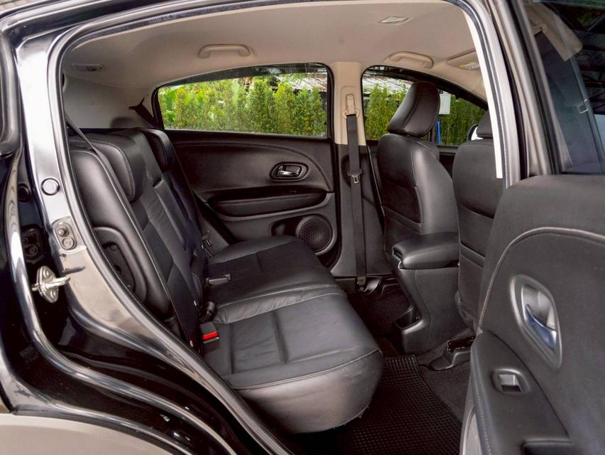 Honda HR-V 1.8E ปี 2015 16
