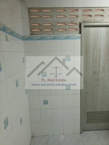 ขายที่ดินแปลงมุม 74 ตารางวาพร้อมสิ่งปลูกสร้างย่านเสรีไทย81 สวนสยามทาวน์เฮ้าส์ชั้นเดียว 2 หลัง มี 2 โฉนดแบ่งขายได้ 42 ตร.ว. และ 32 ตร.ว. 16