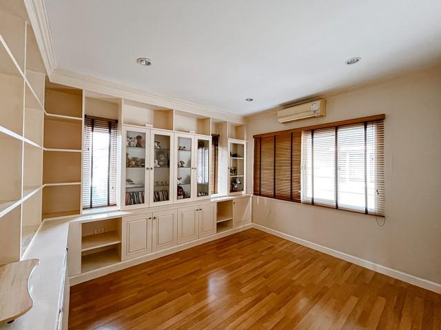 PP461 ขายบ้านเดี่ยว 2 ชั้น โครงการ เดอะ เซนโทร รามอินทรา โซนรามอินทรา  โครงการคุณภาพจาก AP เพียง 4.99 ล้านบาท ใกล้แฟชั่นไอส์แลนด์ เดอะพรอมานาด 13