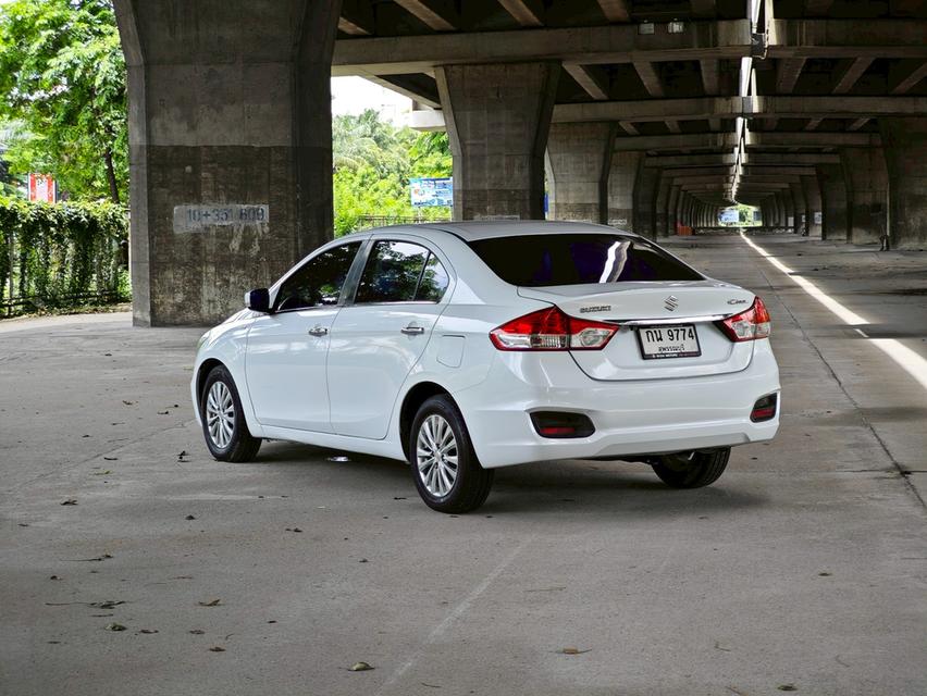 ขายรถ Suzuki Ciaz 1.25GLX ปี 2017 สีขาว เกียร์ออโต้ 6