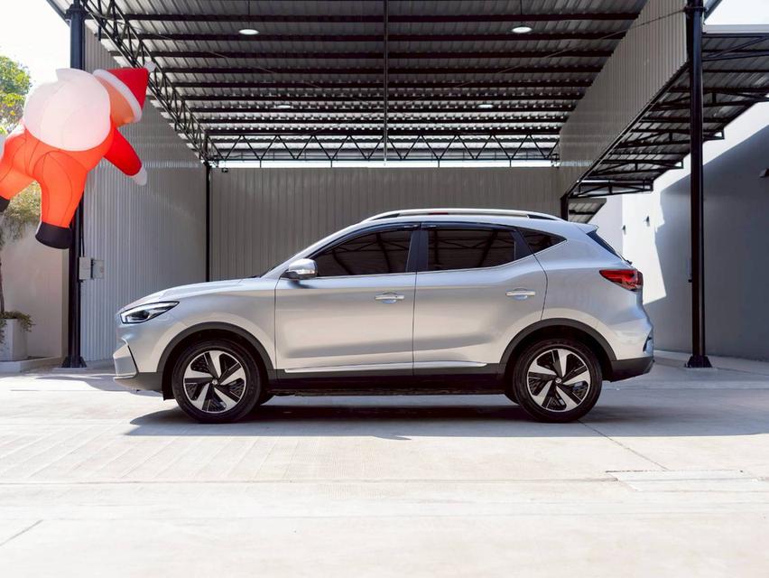 MG ZS EV X SUNROOF ปี 2023 เจ้าของเดียว กุญแจ 2 ดอกครบ ไม่มีอุบัติเหตุ 4