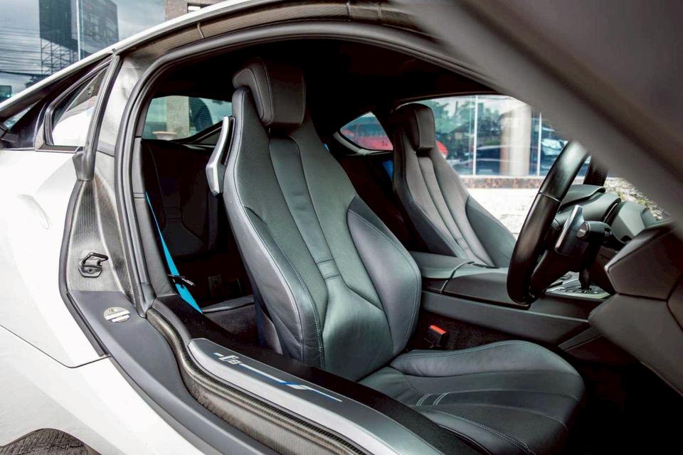 BMW I8 ปี16 15