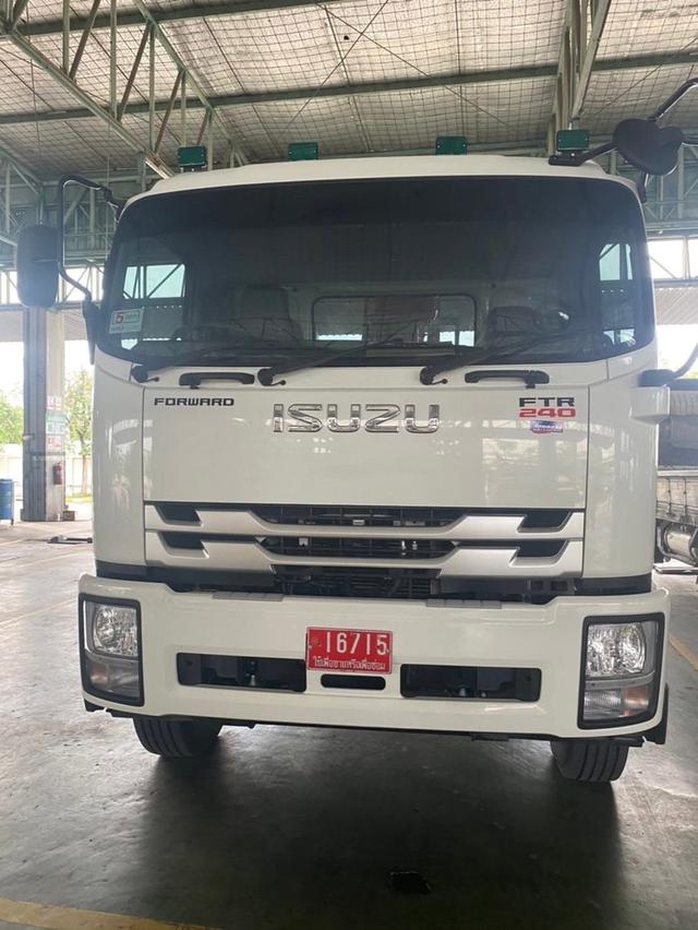 Isuzu FTR-240 ปี 2015 มือสอง