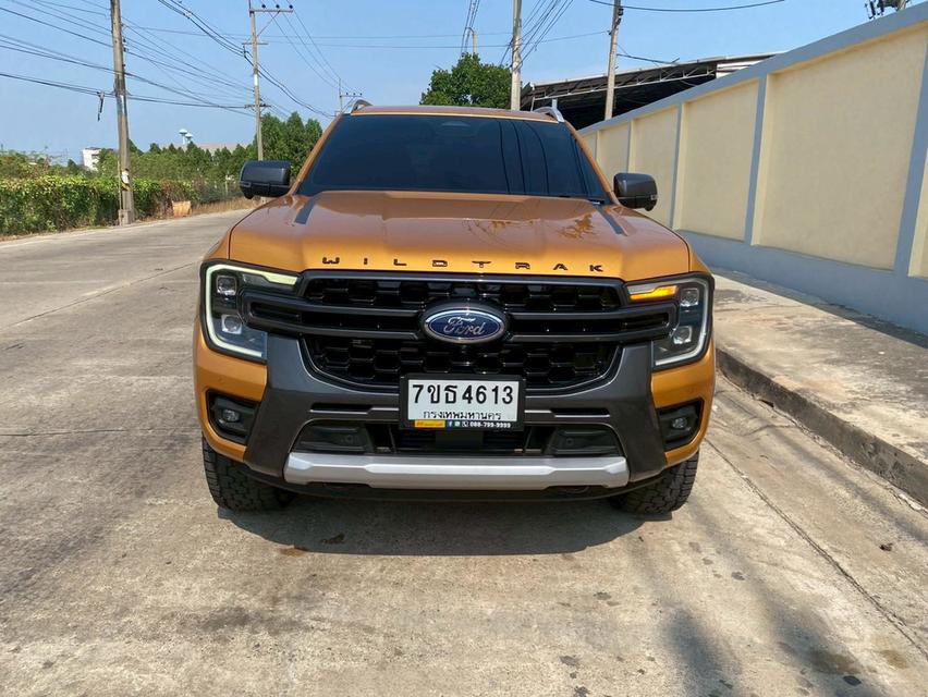 FORD EVEREST 2.0 BI-TURBO 4WD WILDTRAK สีเหลือง เกียร์ออโต้ ปี2023 เครื่องยนต์ : ดีเซล