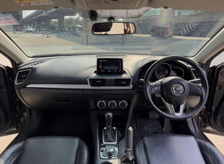 Mazda3 2.0 S Sports Auto ปี 2015  5