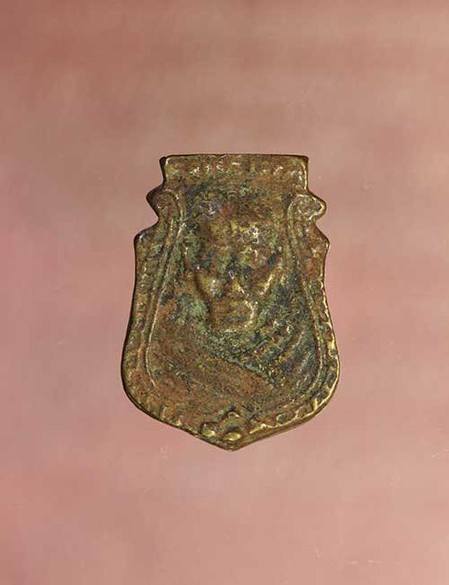 เหรียญ หล่อ หน้าเสือ หลวงพ่อน้อย  เนื้อทองผสมเก่า ค่ะ p226 1