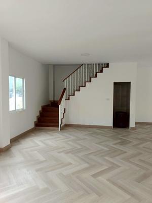 ขายด่วน!! ขายขาดทุน ราคาต่อรองได้อีก! โฮมออฟฟิศ 3 ชั้น ทำเลทองใจกลางพิษณุโลก 8