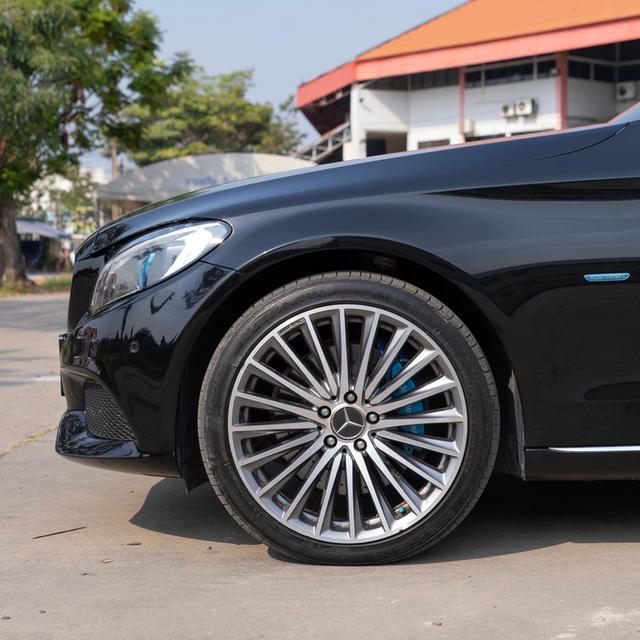 รหัสรถ 12AT8677 MERCEDES BENZ C350e 2.0 Avant-garde โฉม W205 ปีจด 2018