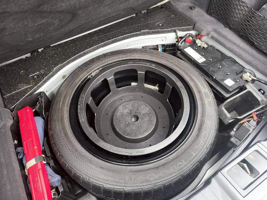 MERCEDES-BENZ CLS350 V6 (W219) 2005 ขายถูก รถหรูสภาพสวยๆ สมรรถนะสูง  10