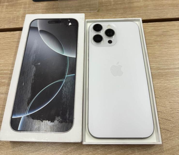 iPhone 16 pro max สี White Titanium 