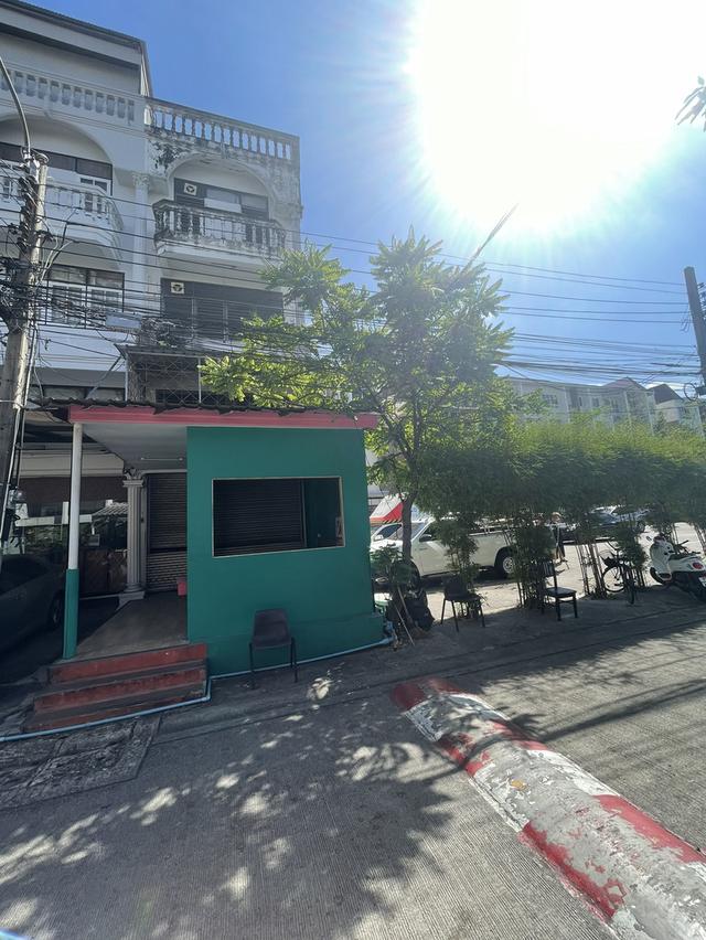 ให้เช่า ทาวเฮ้าส์ 4ชั้นครึ่ง 2