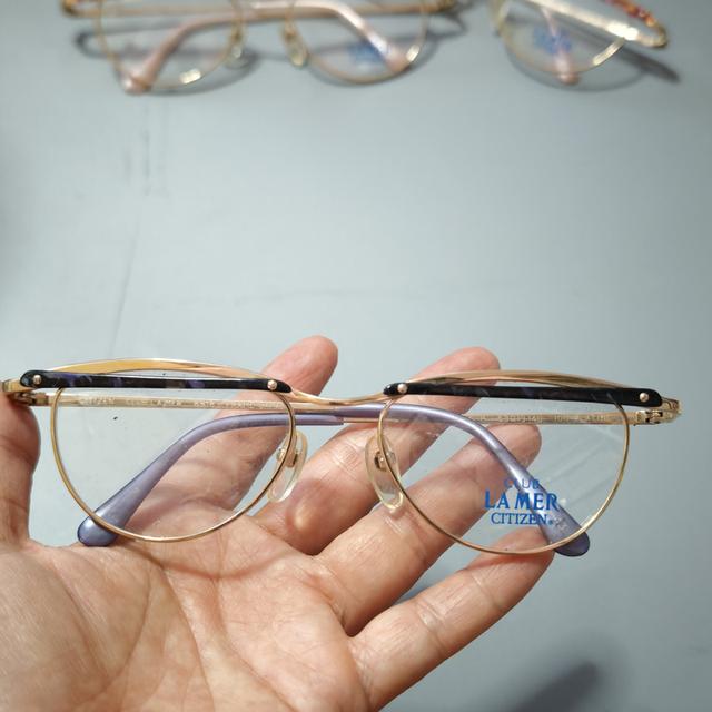 กรอบแว่นตาวินเทจ ญี่ปุ่น ยุค 80,90 ไทเทเนี่ยมเกรดพรีเมี่ยม น้ำหนักเบา by Citizen เก่าเก็บไม่ผ่านการใช้งาน ทรงสวยคลาสสิค รูปที่ 13