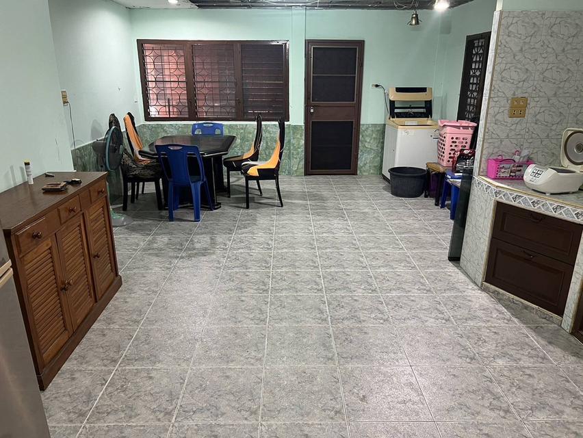 บ้านมือสอง โครงการ เลิศอุบล 4 ซ.1/1 ซอยรามอินทรา 65 ถนนรามอินทรา ขนาดพื้นที่ 50 ตารวางวา 3 ห้องนอน 2 ห้องน้ำ 9