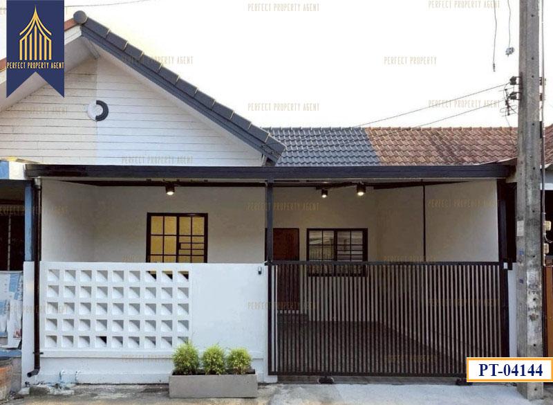ทาวน์เฮาส์ ภัทรารมย์ 2 พร้อมอยู่รีโนเวททั้งหลัง 1