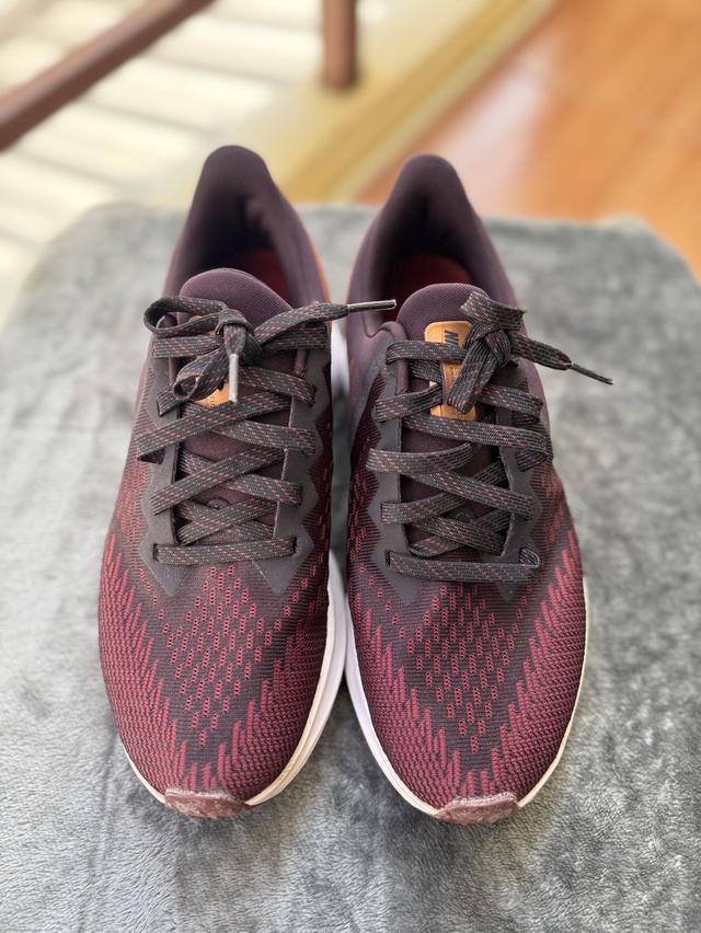 รองเท้ามือสอง Nike Zoom ของแท้ ไซร์38 (No box) 9