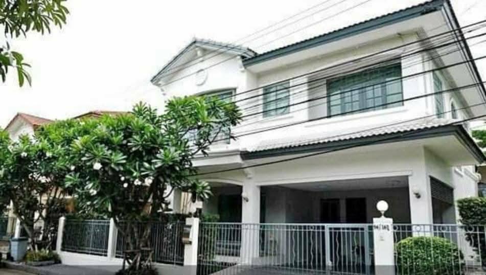 บ้านเดี่ยวให้เช่า หมู่บ้านมัณฑนาศรีนครินทร์  เฟอร์นิเจอร์ครบ