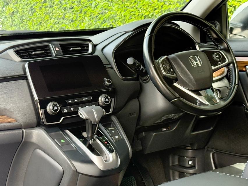 2019 HONDA CRV 2.4EL 4WD 7 ที่นั่ง รถมือเดียวออกป้ายแดง รถวิ่งน้อย เข้าศูนย์ทุกระยะ ไม่เคยมีอุบัติเหตุครับ 12
