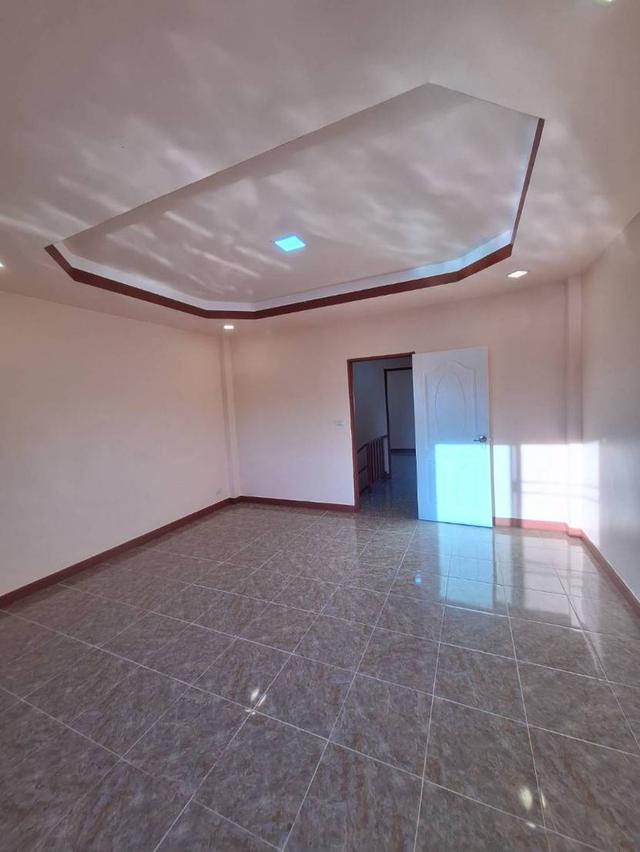 ขายบ้านทาวน์เฮ้าส์ รีโนเวทใหม่ หมู่บ้านบุราพันธ์ หนองจอก 15