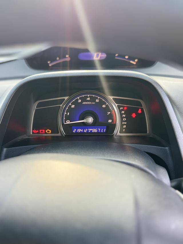 Honda civic 2010 145,000 บาท 6