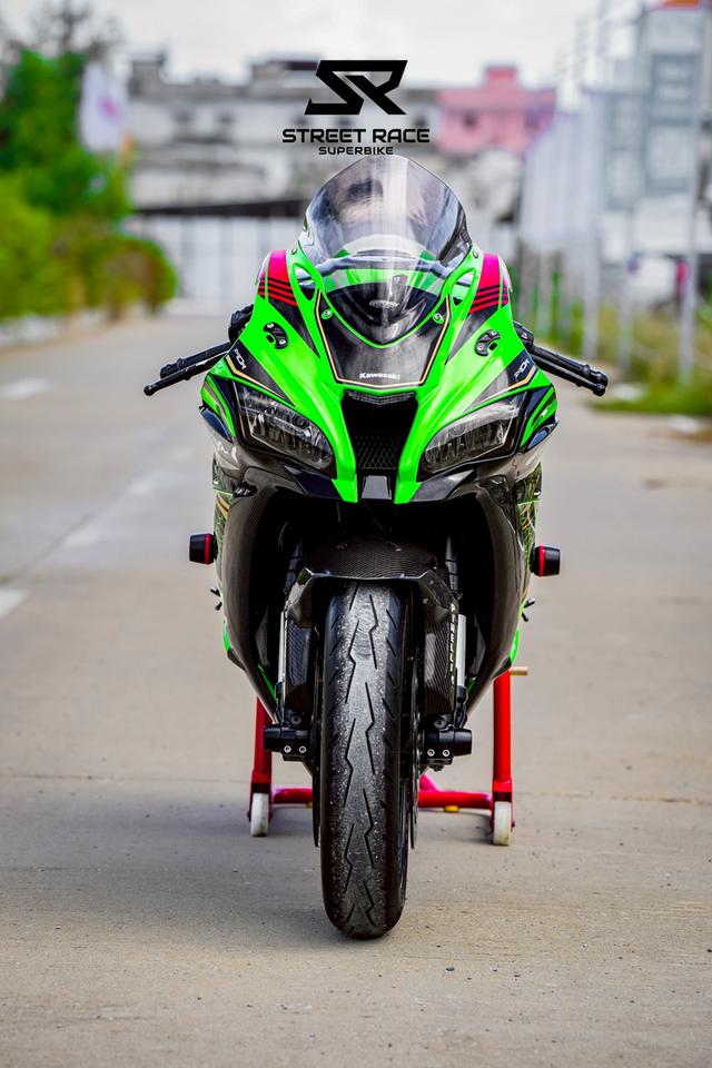 Ninja ZX-10R ปี 2021 ฝาแดง ลายรังผึ้ง ท่อแต่งเสียงโหด 💨 สายซิ่ง-สายสนามห้ามพลาด! 13