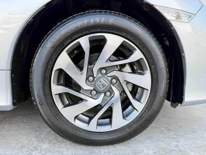 HONDA CIVIC 1.8E 2019 MINOR CHANGE มือเดียวป้ายแดง 14