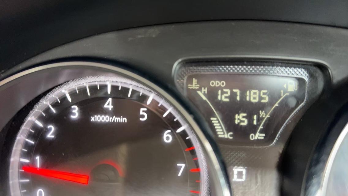 Nissan Almera 1.2E Sporttech 2019 AT รูปที่ 13