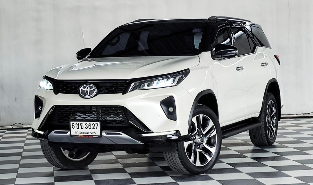 TOYOTA LEGENDER 2.4 V.2WD. ปี 2021 Mile 63,756 km. (1,150,000) 