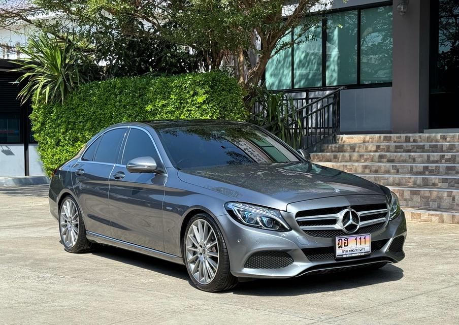 2018 BENZ C350e AMG รถมือเดียวออกป้ายแดง รถวิ่งน้อย เข้าศูนย์ทุกระยะ รถไม่เคยมีอุบัติเหตุครับ