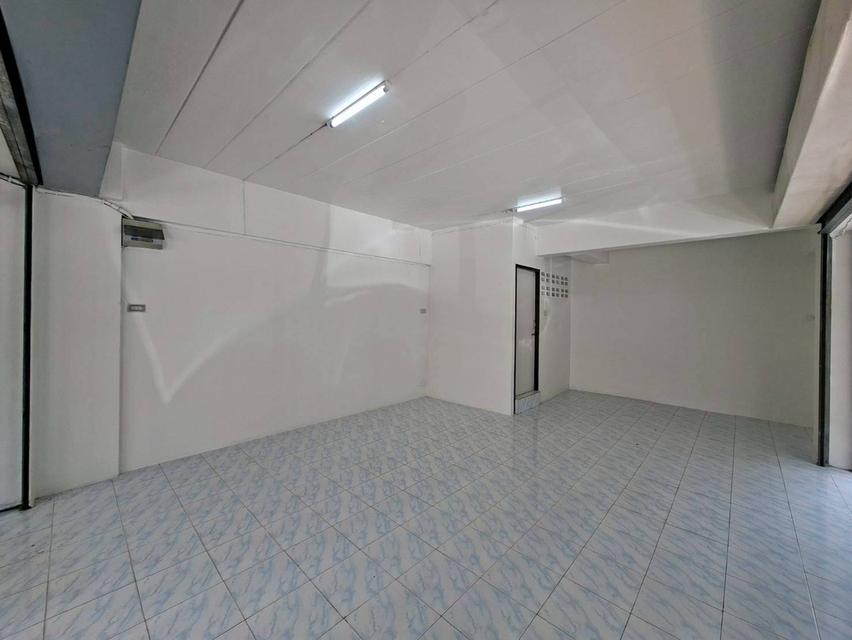 ขายคอนโด ชั้น 1 ห้องมุม ซอยลาดพร้าว 121 ใกล้เดอะมอลล์บางกะปิ (N.1847) 6