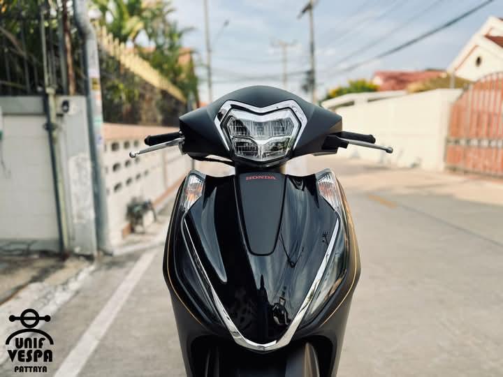 Honda Lead สีดำสวยๆ