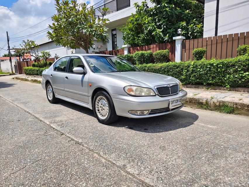 Nissan Cefiro A33 ปี 2002 เครื่อง 2.0 V 6 เกียร์ ออโต้รถบ้านมือเดียว ไม่เคยชน ไม่เคยแก๊สภายในเบาะหนัง เบาะไฟฟ้าคู่หน้าFull Option เครื่องดี เกียร์ดี