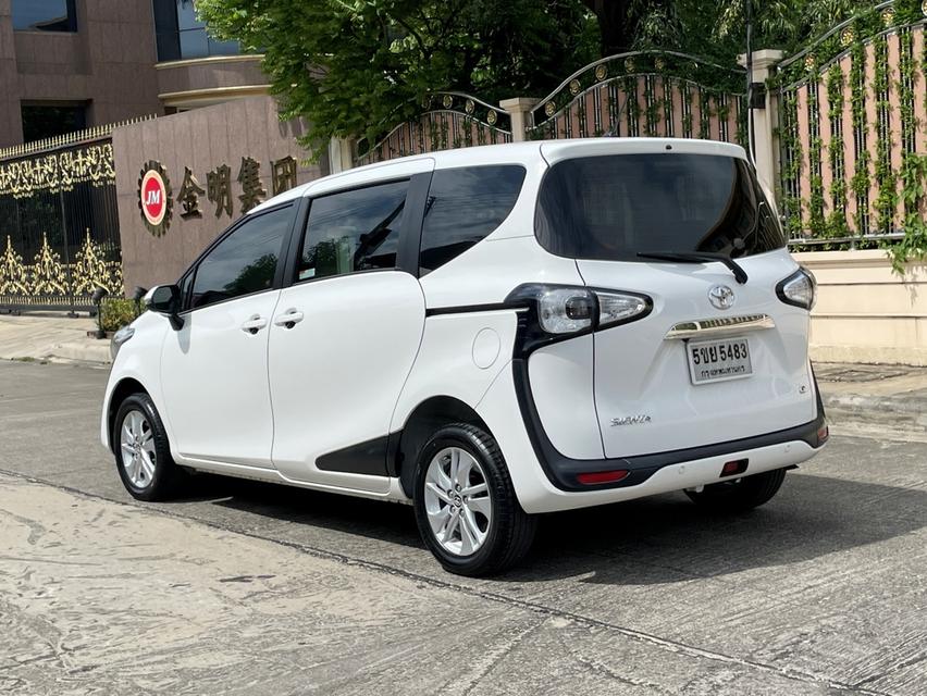 TOYOTA SIENTA 1.5 G ปี 2017  AUTO 7 SPEED สภาพนางฟ้า 2