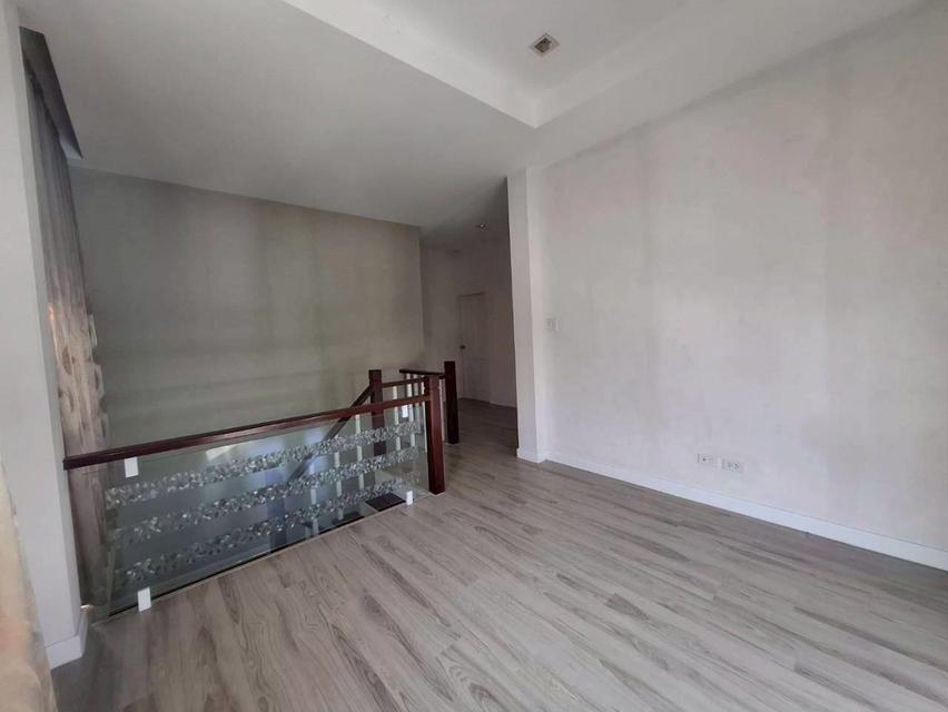 ขายบ้านเดี่ยว 2 ชั้น หมู่บ้านลัดดาวิลล์ โครงการ4 บางบัวทอง นนทบุรี 11