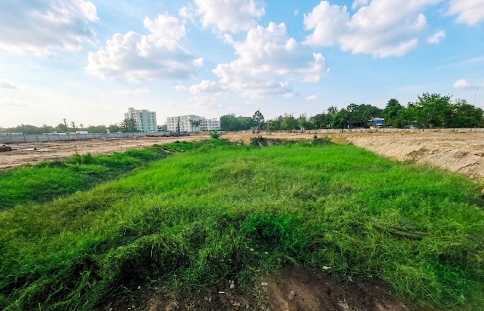 โอกาสทอง! ขายที่ดินใจกลางเมืองจันทบุรี  ทำเลศักยภาพ จะสร้างบ้านพักอาศัย 2