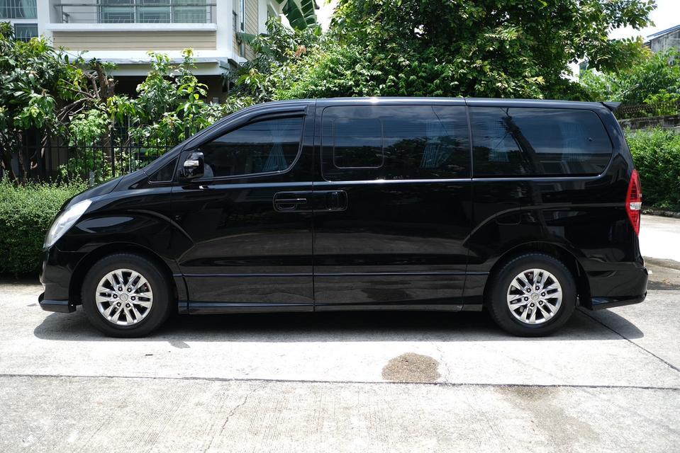ขาย Hyundai H1 2.5Deluxe ปี15