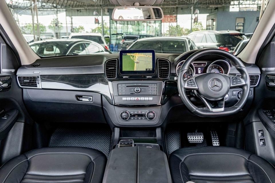 รหัสรถ NP8988 BENZ GLE500e AMG 4MATIC 2017 11