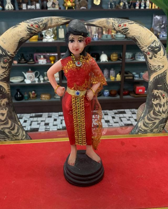 กุมารี