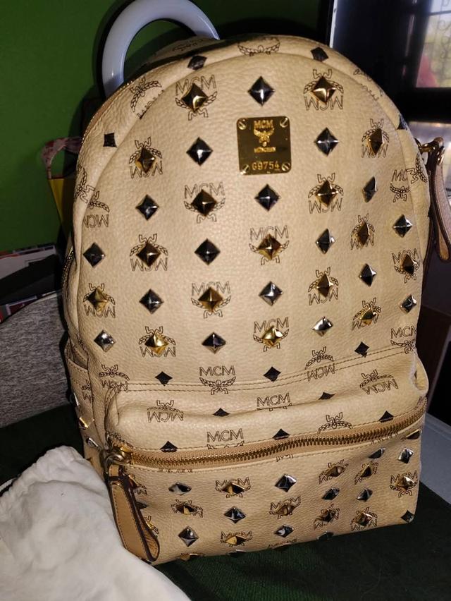 MCM backpack size M ของแท้ 3