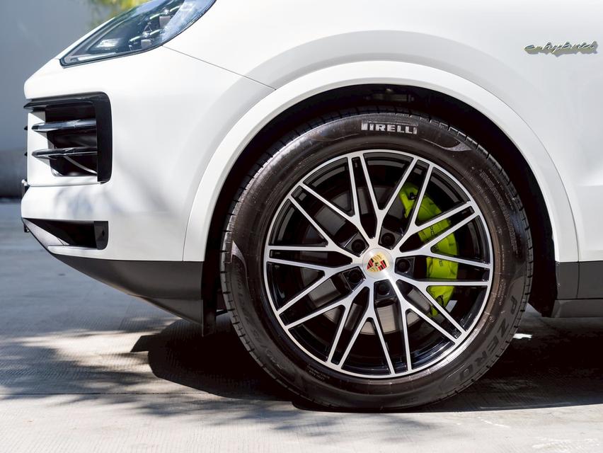 Porsche Cayenne E-Hybrid Coupe ปี 2024 รูปที่ 19