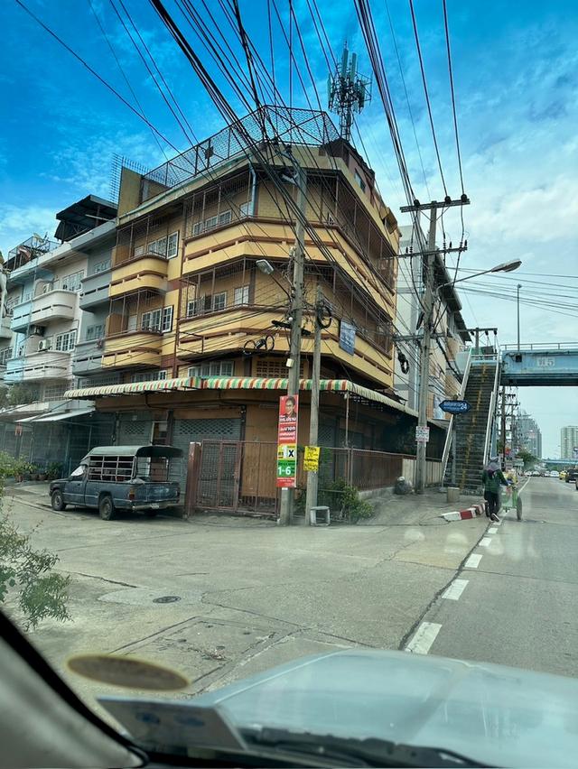 ขายตึก 3 ชั้นกลางเมืองนนทบุรี ซ.พิบูลสงครามสงคราม24 ติดสะพานลอย 2