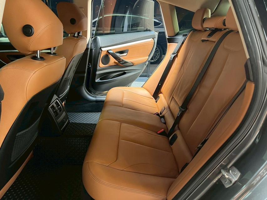 BMW 320D GT Luxuly ปี 2020 10