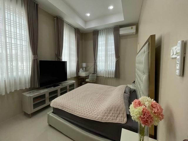 ให้เช่าบ้านหรู 2 ชั้นหลังมุม 400 ตรว. 5 นอน บ้านสวนเนรมิตร ออเงิน-รามอินทรา สระว่ายน้ำส่วนตัว สงบร่มรื่น ใกล้ทางด่วน ใกล 7