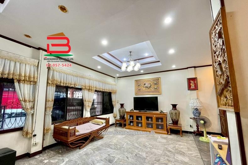ทาวน์เฮาส์ หมู่บ้าน ประดู่แดง คลองหลวง (ซอยบงกช 48) เนื้อที่ 36.4 ตรว. ใกล้วัดแสงสรรค์ ถนน รังสิต-นครนายก ตำบลคลองสอง อำเภอคลองหลวง จังหวัดปทุมธานี 3