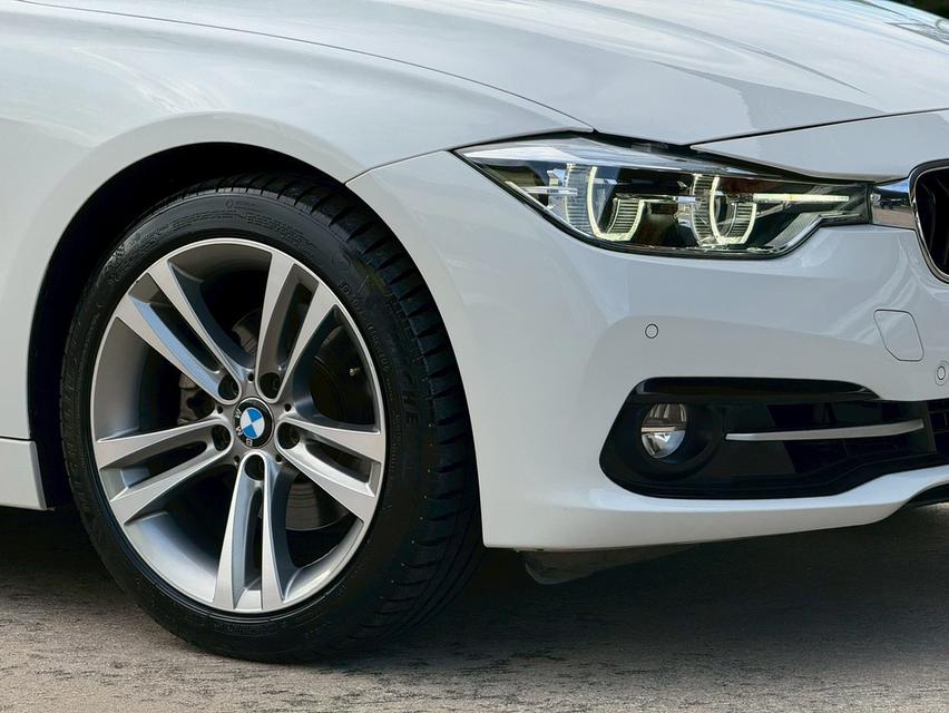 รหัสรถ PBG9999 BMW 330e Sport Plug-in Hybrid ปี 2018  5
