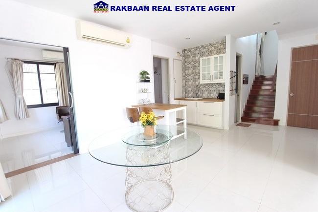 ขายบ้านเดี่ยว อควา ดิวิน่า รามคำแหง 96.2 ตร.ว. 5 ห้องนอน 3 ห้องน้ำ 1 ห้องเมท พร้อมเข้าอยู่ ใกล้ MRT สีส้ม 15