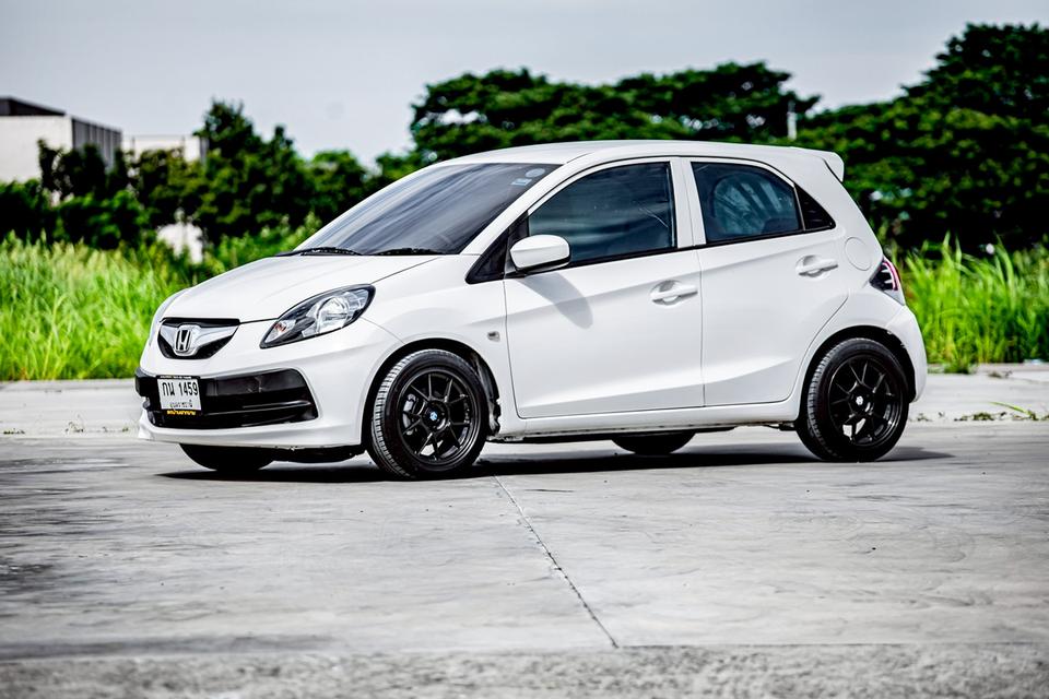 Honda Brio 1.2V ท๊อปสุด ปี 2012 เกียร์ออโต้ สีขาว กระจกไฟฟ้า 11
