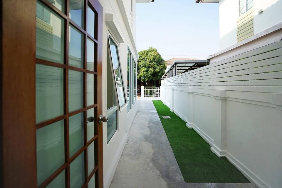 หมู่บ้านพฤกษาวิลเลจ 5 ทำเลวงแหวน - รัตนาธิเบศร์  บ้านเดี่ยว 2 ชั้น ตกแต่งใหม่ใกล้ MRT ตลาดบางใหญ่ และเซ็นทรัล เวสต์เกส เดินทางสะดวก 4
