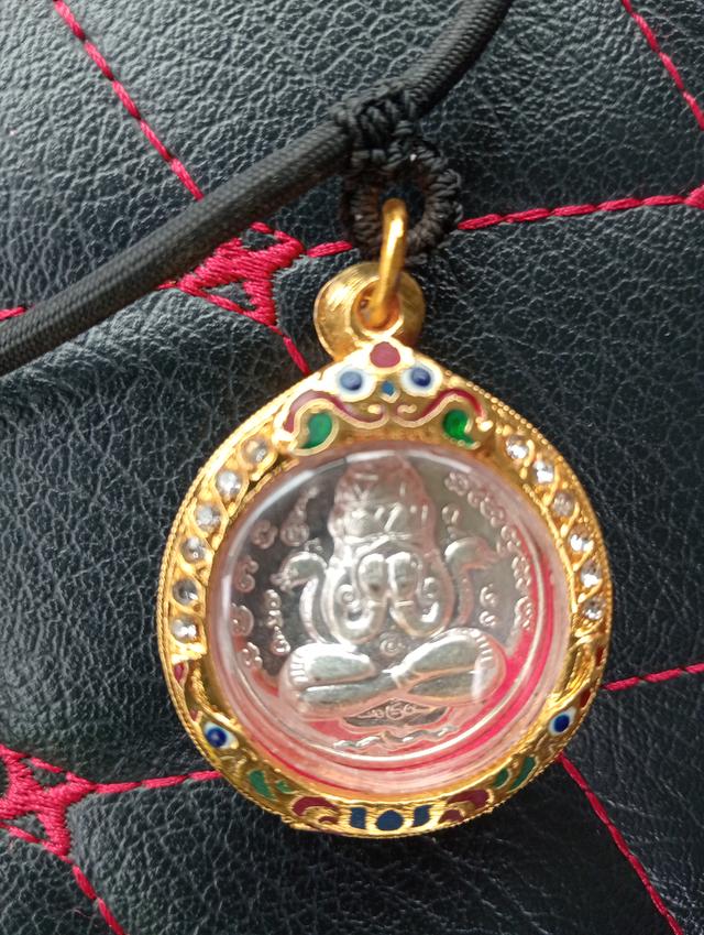 พระเครื่อง