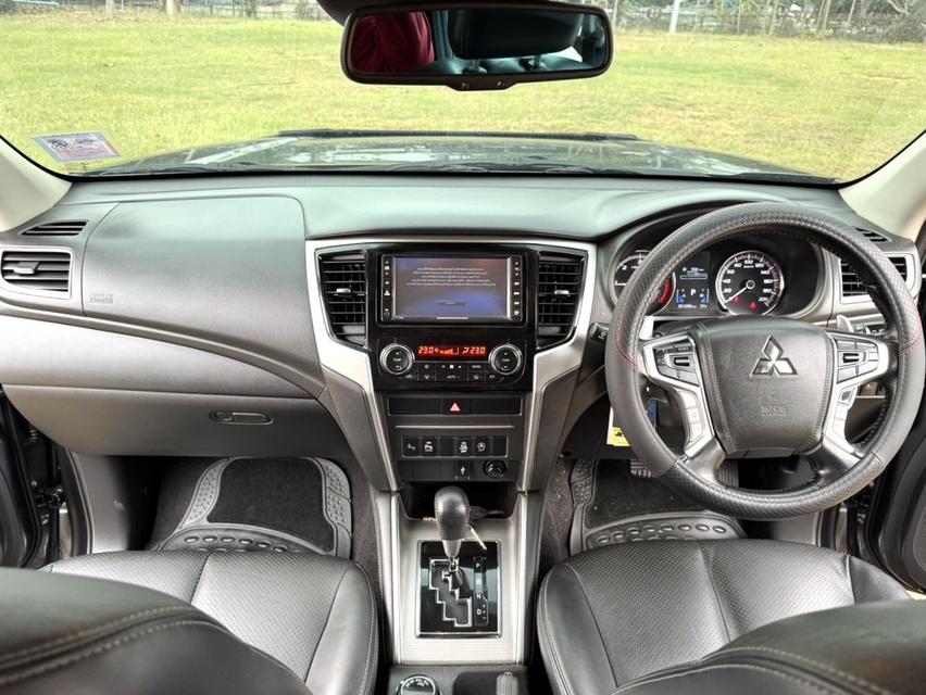 Mitsubishi Triton2.4GT Auto 4WD Premium รูปที่ 9