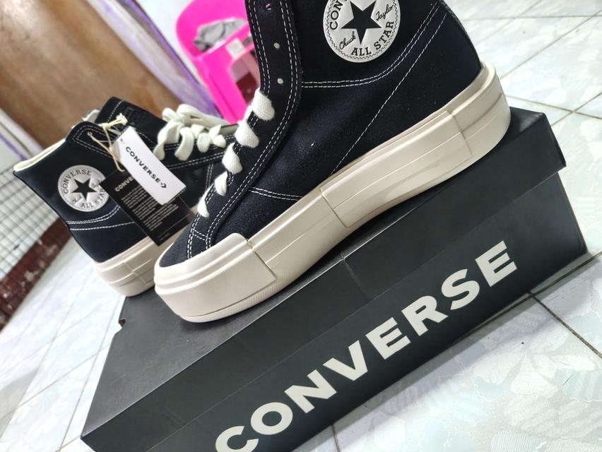 รองเท้าผ้าใบ CONVERSE รูปที่ 3